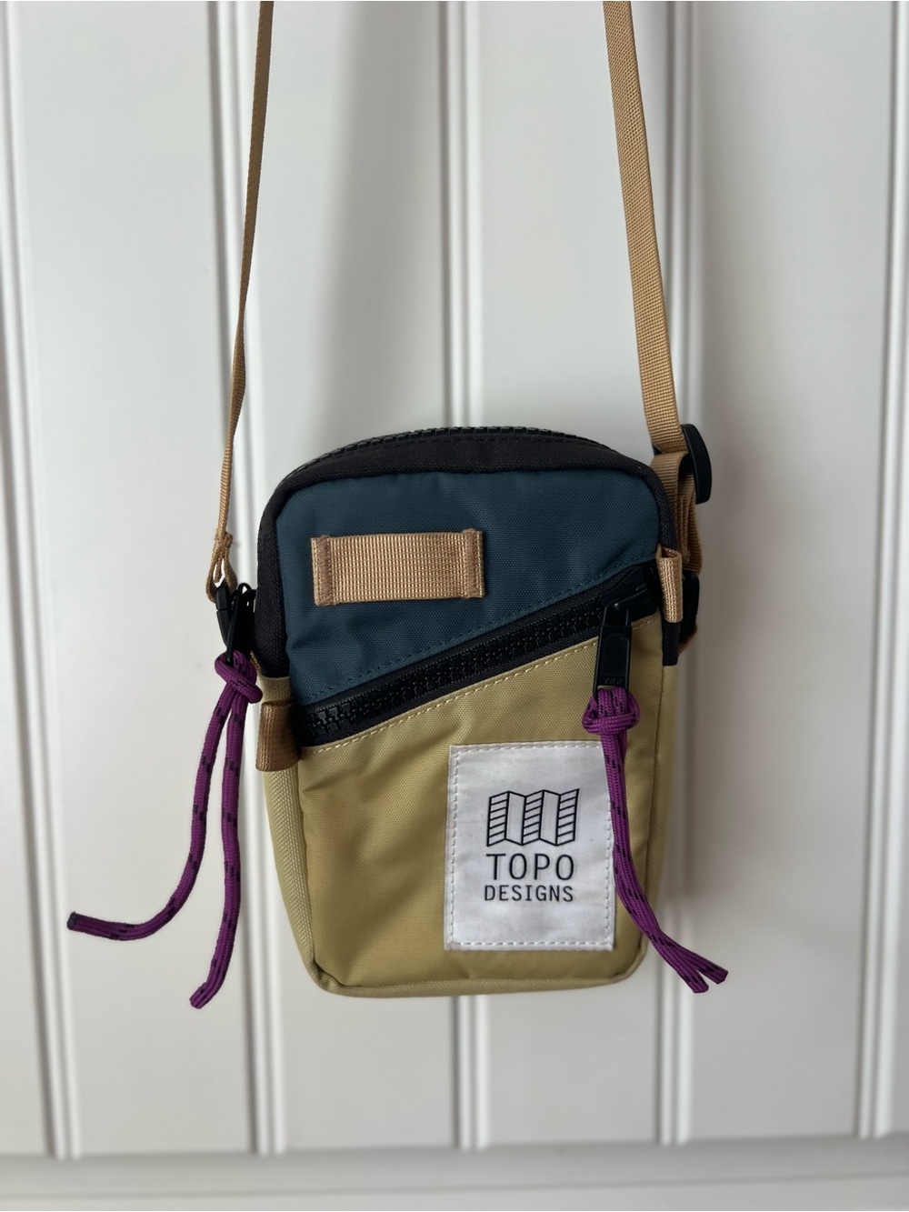 Topo Designs Men's Beige, Teal & Purple Accent Crossbody Bag